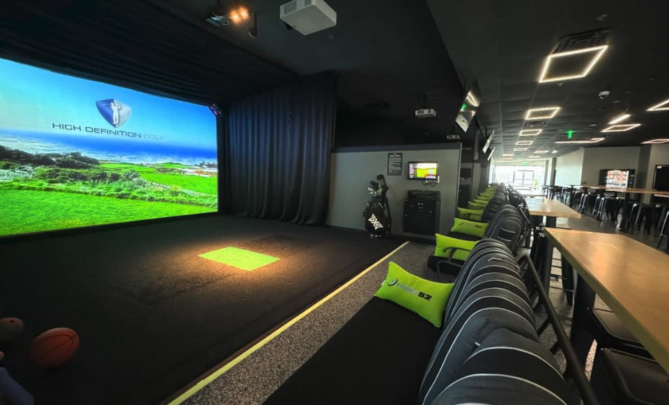 Links 52 Golf Club & Social: 2-hour Simulation Suite Rental for up to 6 golfers for $60 ($100 value)